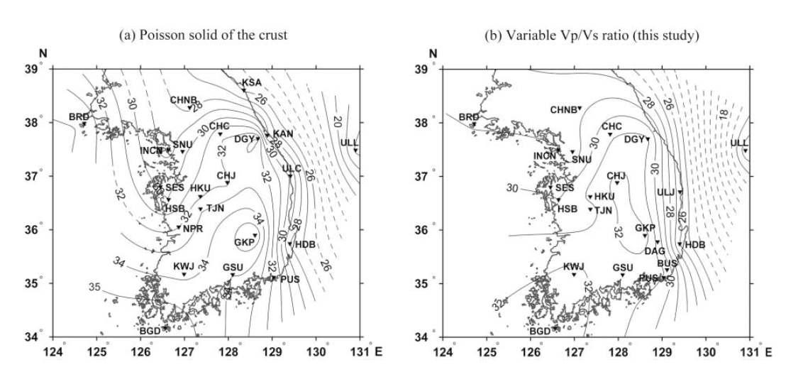 Comparison of Moho depth distributions based on two methods