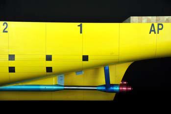 Open shaft appendage type model vessel including control divice.