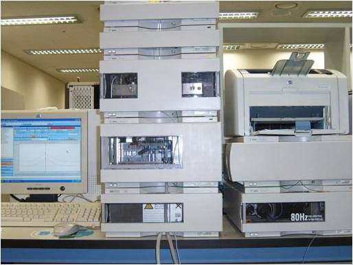 독성분석에 사용한 HPLC-1100 Model