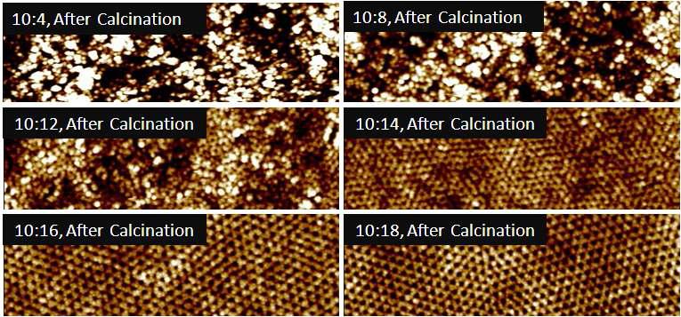 Calcination 후에 얻어지는 titania 필름에 대한 precursor의 상대적 양에 따른 구조변화를 보여주는 AFM 이미지