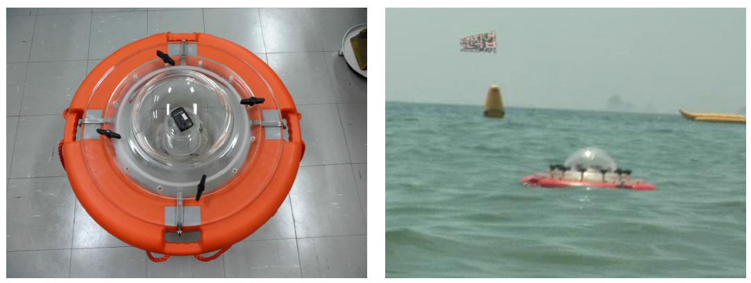 GPS 부이의 모습(좌)과 해운대 해수욕장에서의 관측 장면(우)
