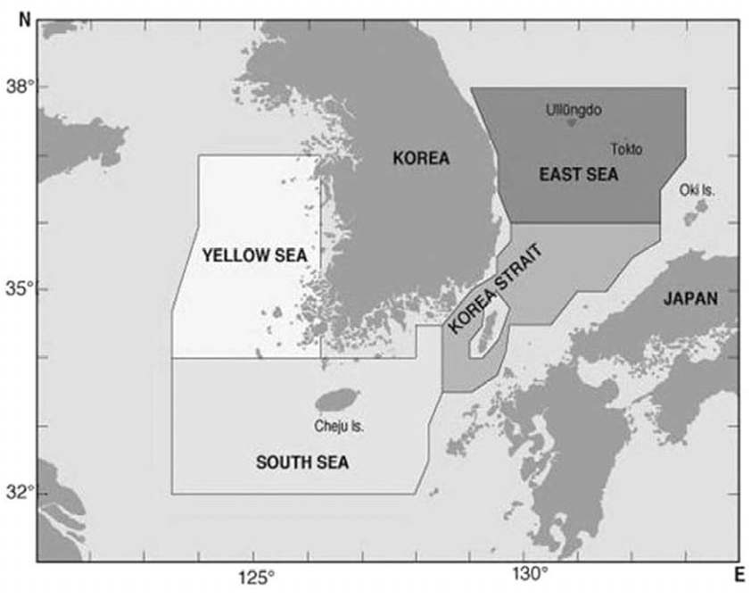 그림 3.7.1 한반도 주변 해역의 네 영역.(동해, 서해, 남해, 대한해협)
