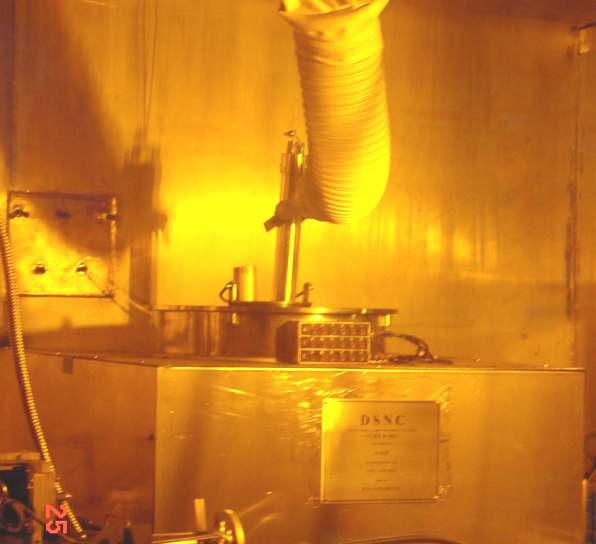 그림 3.2.2.3. Neutron counter measurement of spent fuel standard material by using DSNC in IMEF DFDF hot cell.