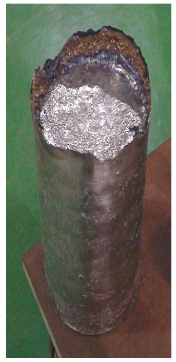 타이타늄 소모성전극 용해후 잉고트의 형상