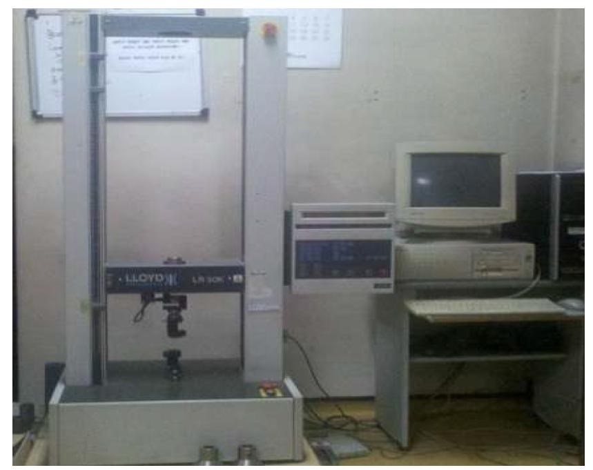 Photo of universal testing machine