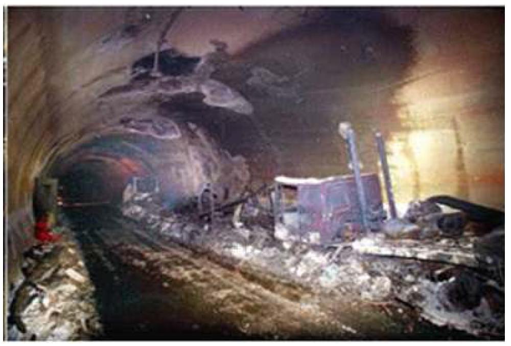 프랑스-이탈리아의 몽블랑 터널화재사고