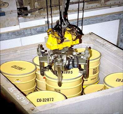 Disposal canister and packing drum of radioactive waste.