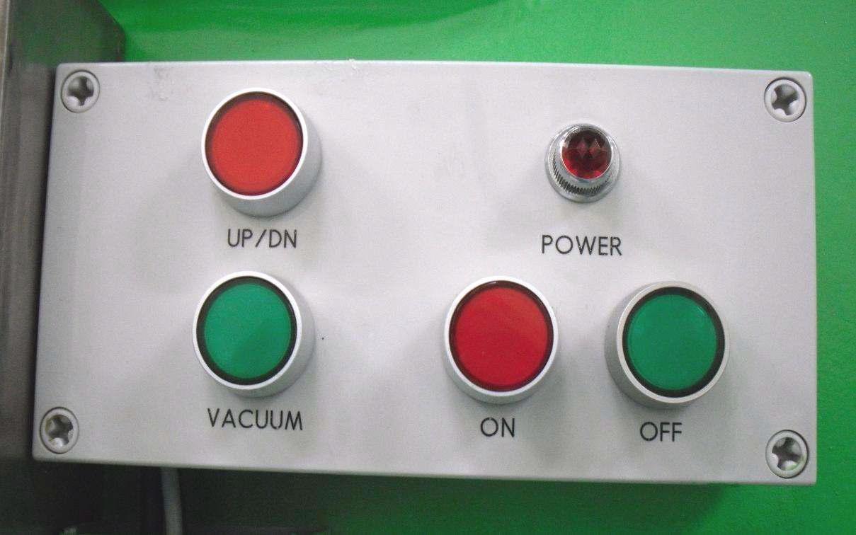 Remote control switches for RH-600 Hydrogen determinator.