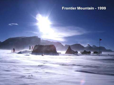 1999/2000 시즌 Frontier Mountain에 설치한 이태리운석탐사대의 base camp.