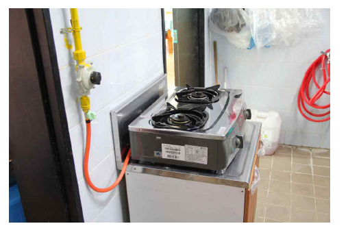220V 발전기 정비 작업
