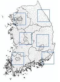 Fig. 4.3.2. The example that shows focused area for which the CReSS ensemble run is implemented: The small boxes on the map indicates the interested local area.