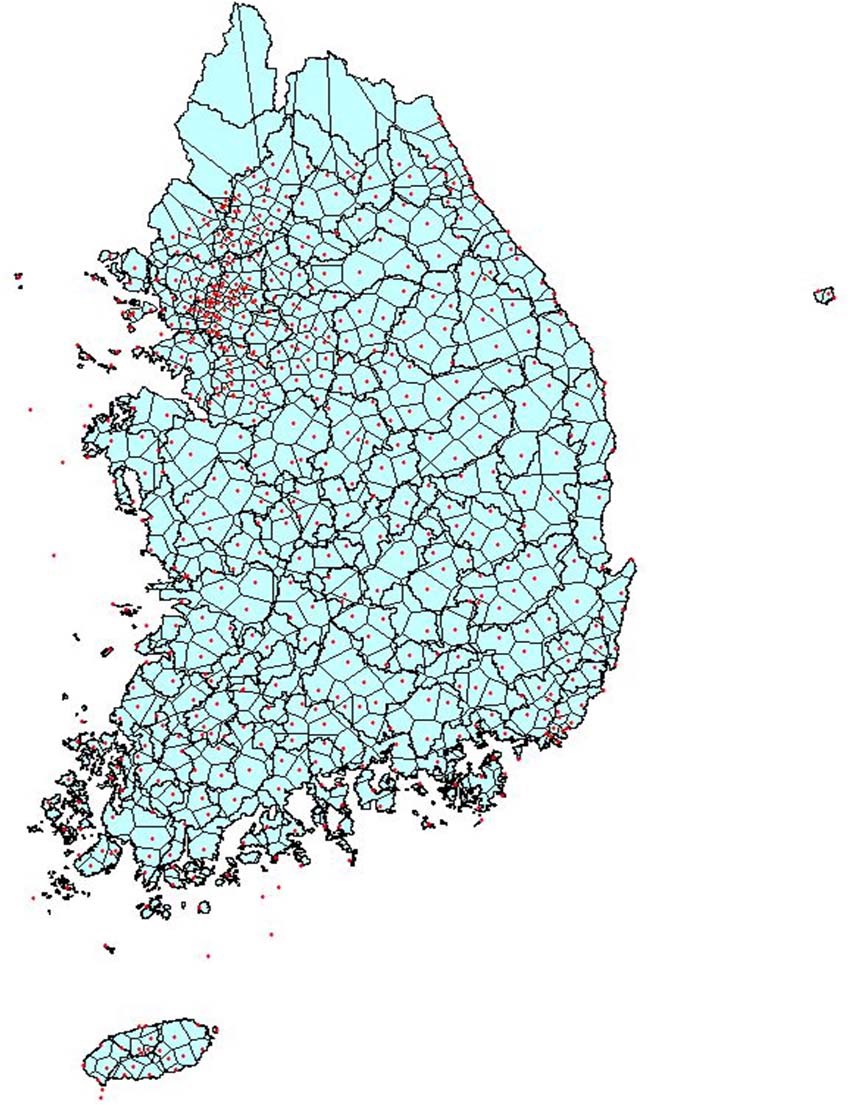 Fig. 7.2.2. Thiessen's polygon in 117 mid-watersheds for 642 AWS rain stations.