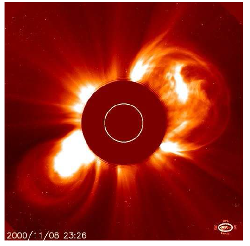 2000년 11월 8일에 SOHO LASCO 로 관측한 CME.