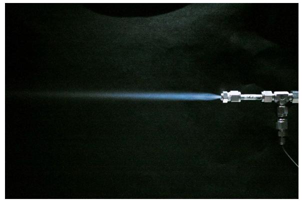 Photograph of the supersonic particle beam: pure CO2 at 50bar