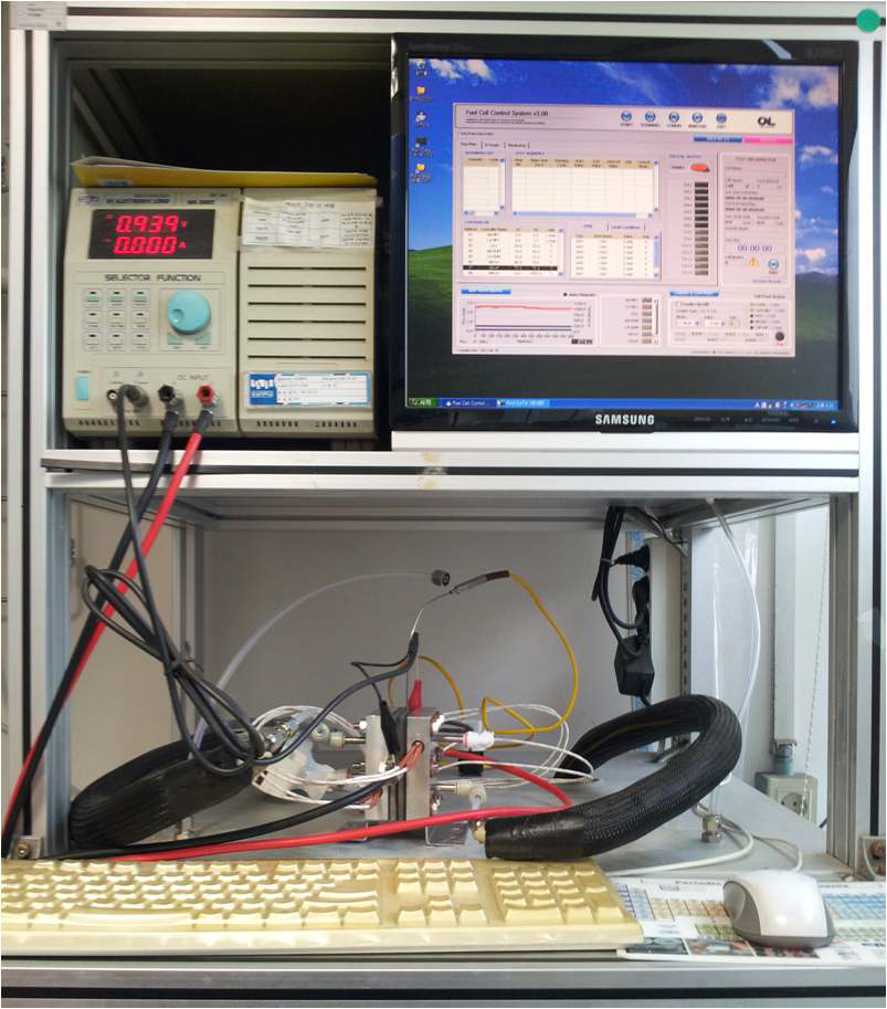 연료전지 테스트장치 사진