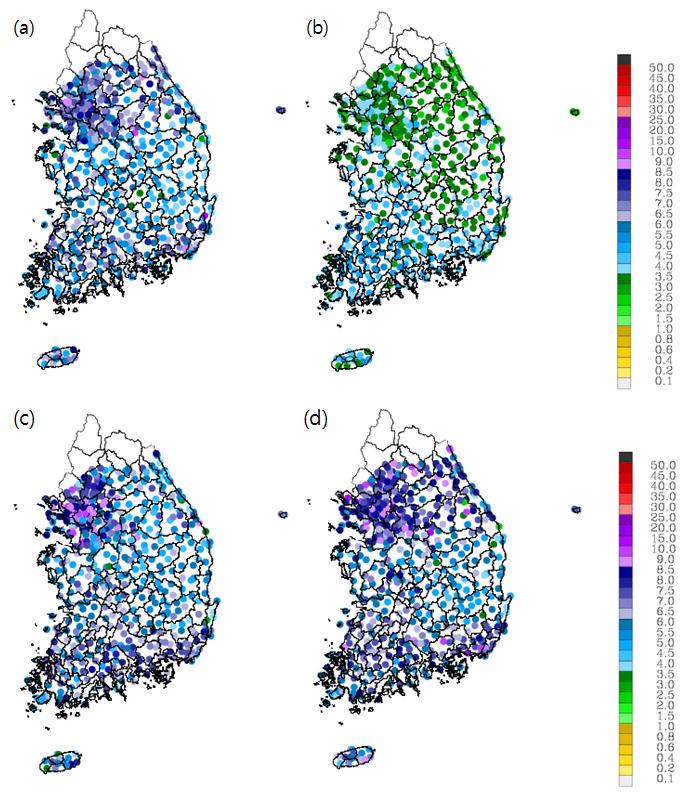 Distribution of point mean precipitation (mm/h) of (a) rain-gauge, (b) Rraw, (c) Rrar and (d) Rsc during summer 2009