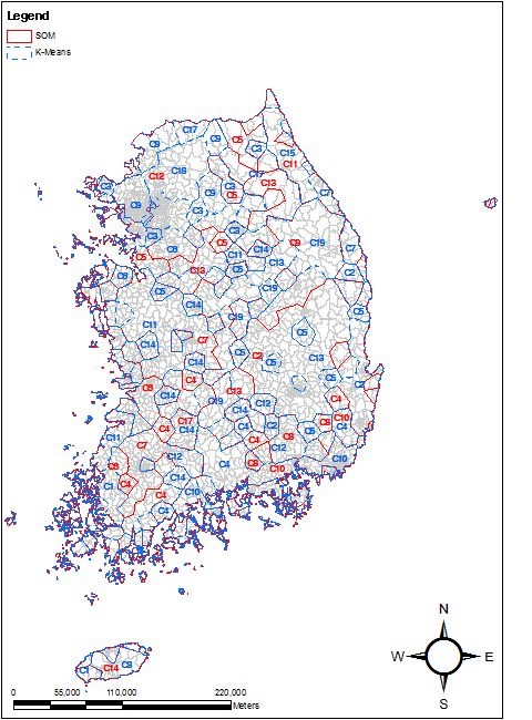 Regionalization of the point map for comparison of cluster using SOM and K-Means based on 61 observation point and 343 AWS point from 1980 to 2010