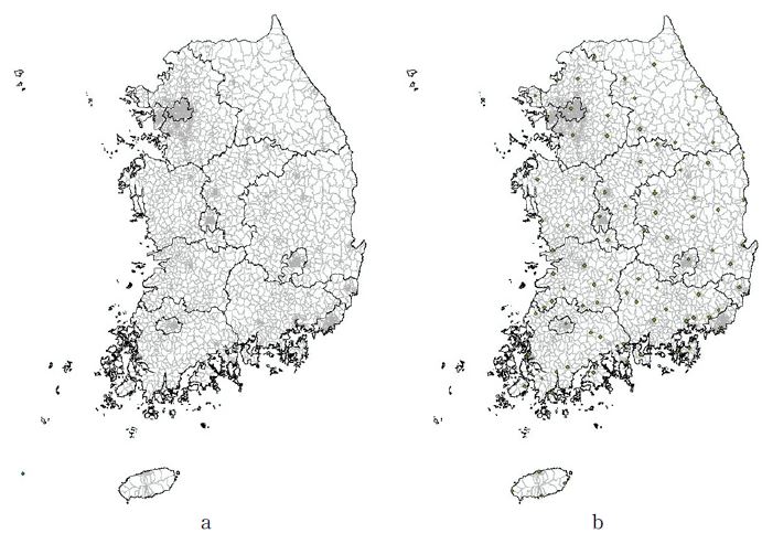 Fig. 3.1.39. Nested of map by coordinate transformation(a:Discord of Meteorological data and administrative district, b Match of Meteorological data and administrative district)