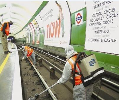 Manual tunnel cleaning