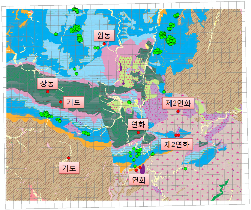 그림 3-72. 남부 태백산 광화대 연구지역의 시추자료 위치(녹색 점: 1,202개 지점) 및 대표적인 광산위치(빨간색 점: 8개 광산).