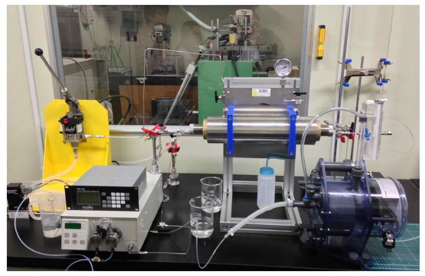 Porosity and permeability measurement equipment (Dong-A University).