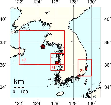 그림 3.1.3. 연구가 수행된 지역 및 한국지질자원연구원 지진연구센터 수동분석 지진목록상의 진앙 위치, 가: 경주 효동리 반복발생 미소이벤트, 나: 백령도지진과 전/여진, 다: 보령해역 연속지진