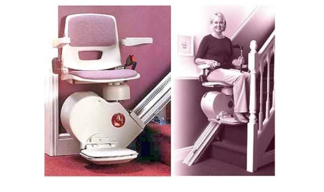 MAC's lift gate 사의 Acorn superglide stair lift