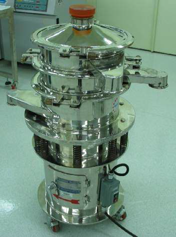 Vibrating shifter used for sieving process of garlic powder