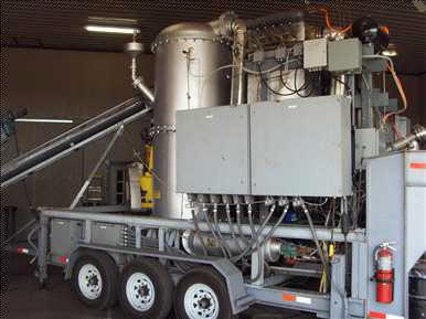 Fluidized bed reactor (5 ton/day) of moving type for chicken litter pyrolysis at Virginia Tech