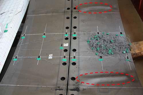 실험체 4L-T0 SPS 패널 상판 면외 좌굴 형상