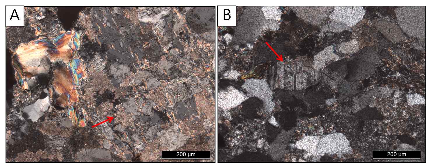 (A) 장석이 녹아나가고 탄산염 광물이 침전. (B) 장석이 알바이트화 작용에 의해 변질된 장석
