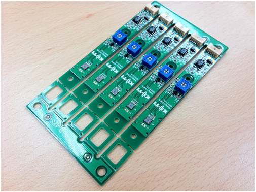 제작된 유량센서 PCB