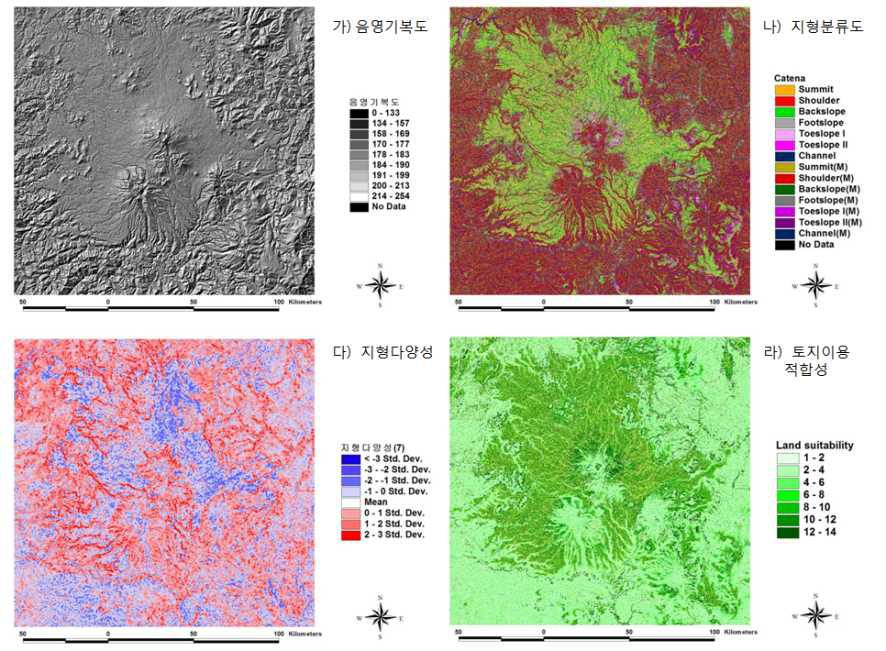 DEM 분석을 통한 백두산과 주변지역의 음영기복도(가)와 지형분류도(나), 지형다양성(다), 그리고 토지이용적합성(라) 지도