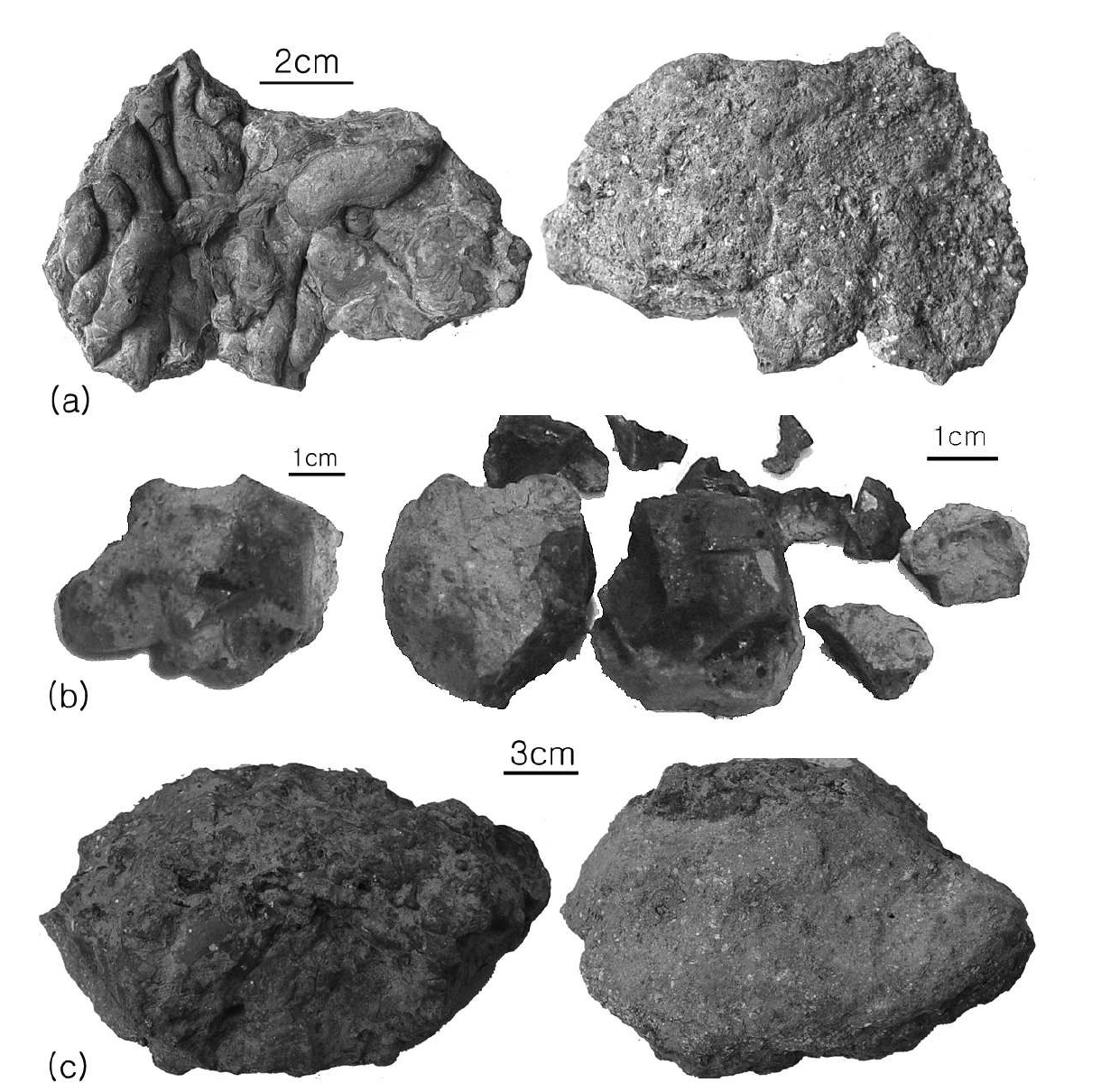 General appearances of slag objects examined. (a) Curved plate witha ropy top (left) and a sandy curved bottom (right), (b) Small irregular block before (left) and after (right) disintegration, (c) Large chunk with an irregular top (left) and a sandy bottom (right).