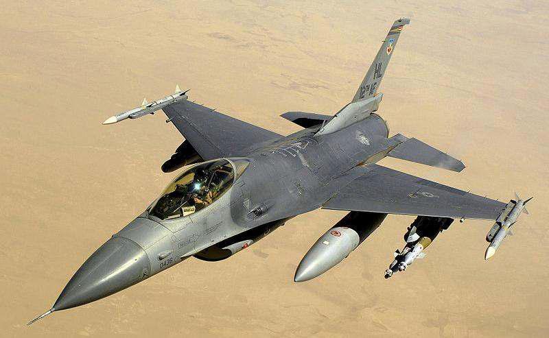 F-16 C/D (General Dynamics 사)