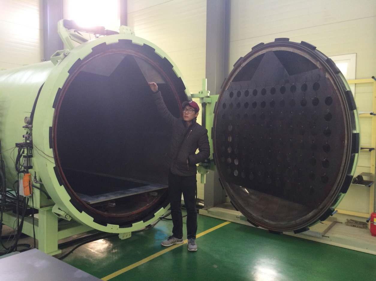 The actual size of the autoclave