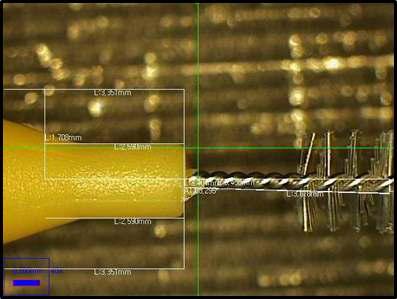공구현미경을 이용한 브러시의 기울기 측정