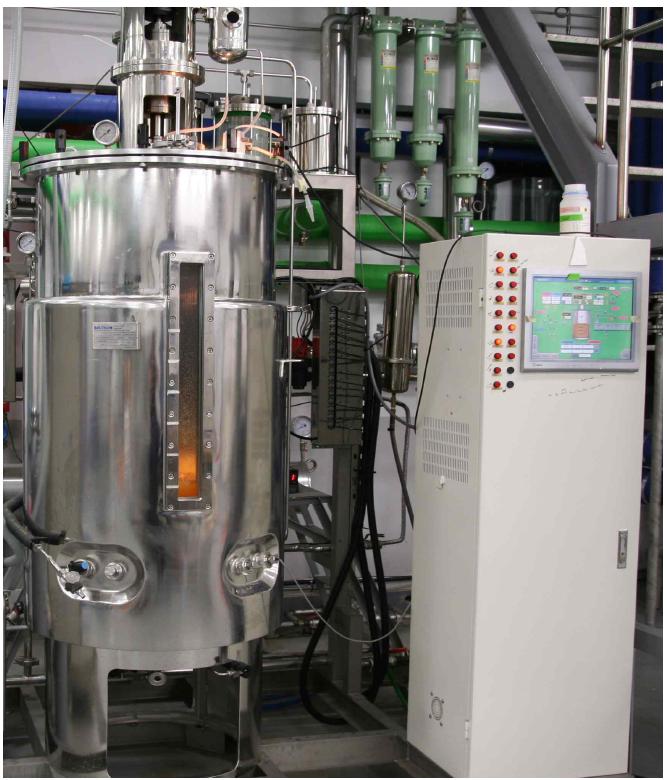 Bulk scale reaction system for production of Reconstituted phospholipid by enzymatic esterification.