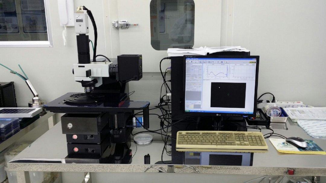 실제 측정에 사용한 박막두께측정기(ST4000-DLX) 사진