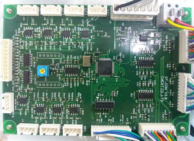 제작된 콘트롤부 PCB 실사