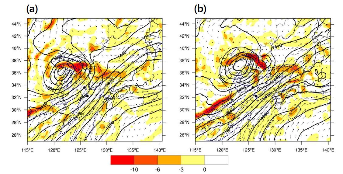 Geopotential height (m, solid lines), isotach (m s-1, blue dashed lines), convergence (×10-5 s-1, shaded), and wind arrows at 850 hPa for (a) 2100 KST 26, and (b) 0300 KST 27 June 2005.