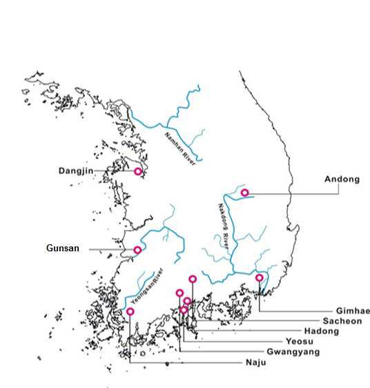 Sampling sites of medaka fish habitats.