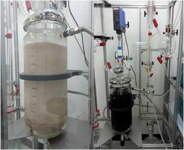 Photographic Comparison of Reaction Mixtures in Beginning (Left) and Finishing (Right) Stages of Esterification Reaction