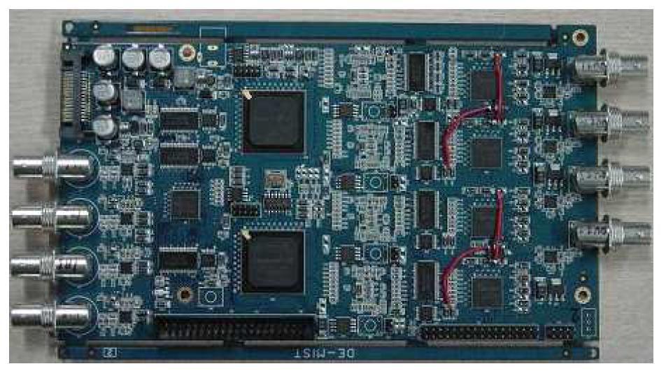 영상 개선 알고리즘 처리를 위한 FPGA 시제품 보드 사진