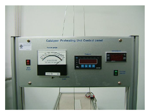 촉매 pre-heating 장비의 압력 monitorng & 온도 자동 제어반