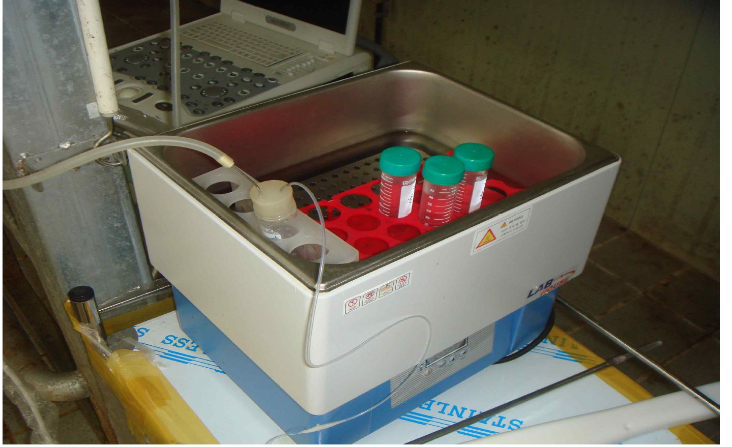 그림 4. OPU 유래 체내난자의 채취과정에서 회수된 난자의 온도유지 장치.