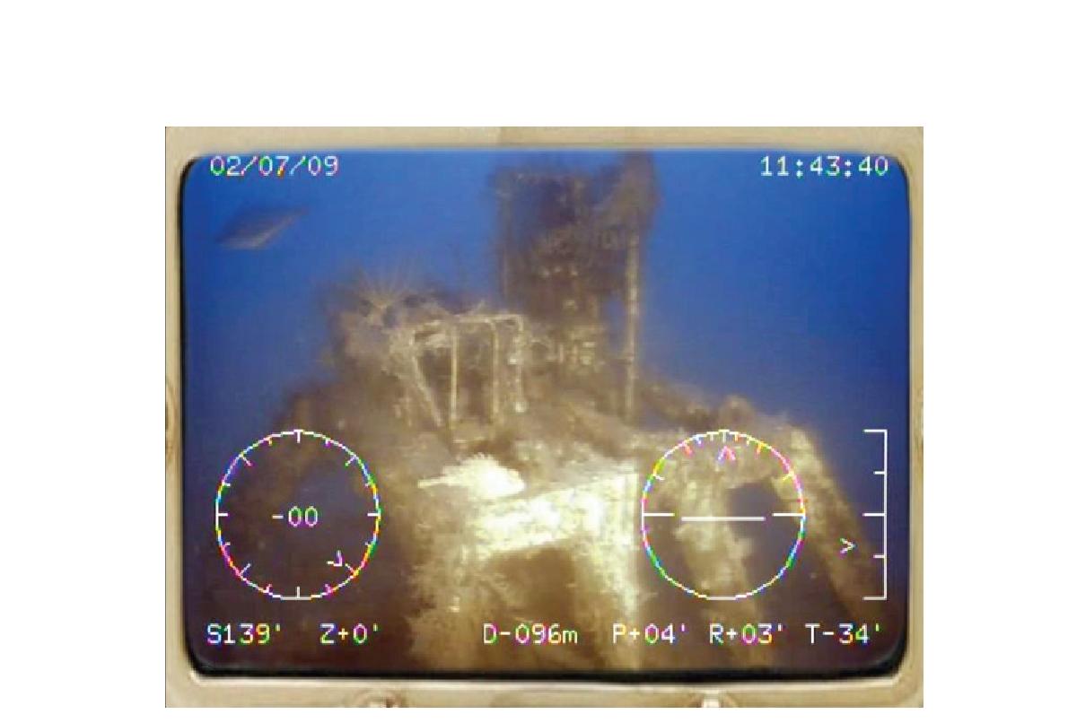 그림 3.4.103 CUMAS underwater module after one and half year undersea deployment