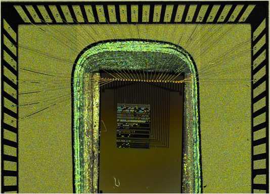 확대된 Wire Bonding 사진(Multi 및 Long Wire Bonding)