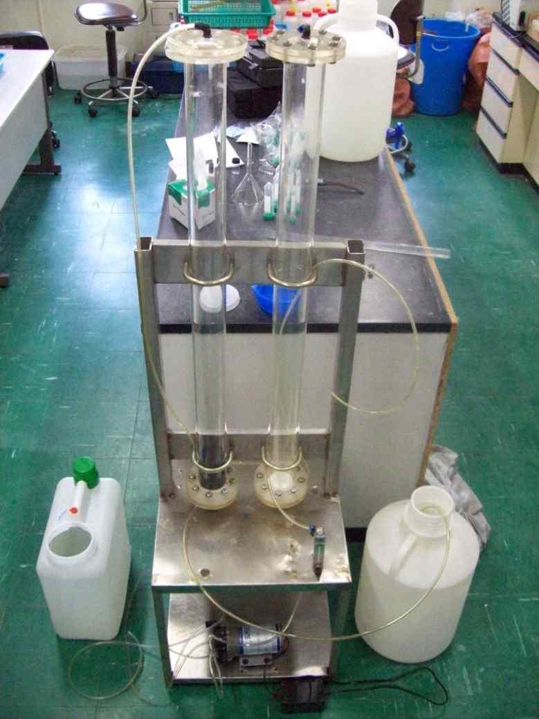 A photo of the lab filtration system