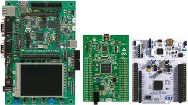 왼쪽에서부터 순서대로 Eval보드, Discovery보드, Nucleo보드